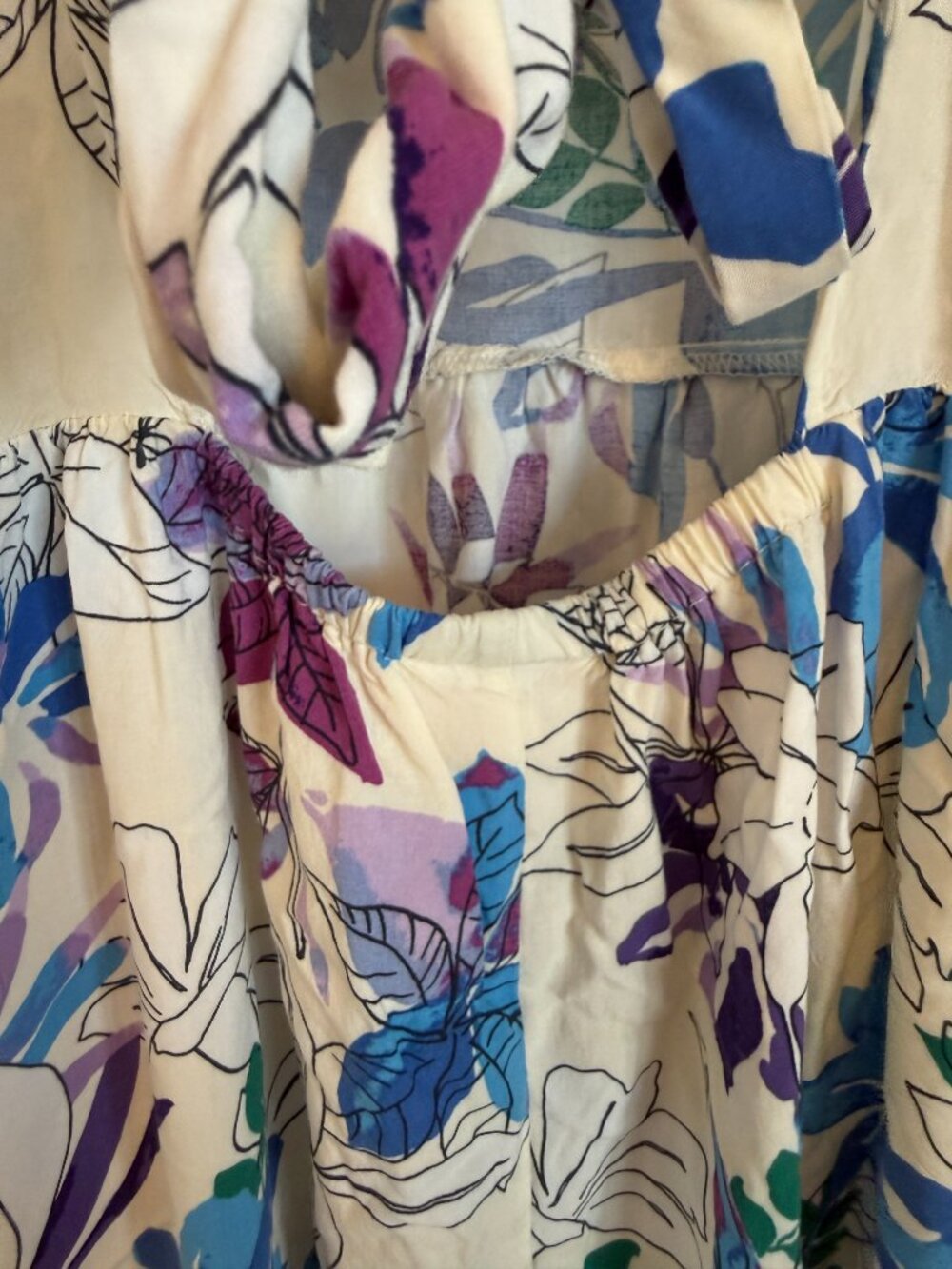 Floral spaghetti strap maxi dress, a tropical print. - Picture 5 of 7
